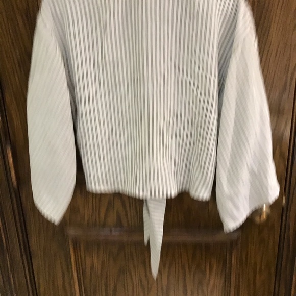 Honey Bella tie front top - Picture 4 of 4